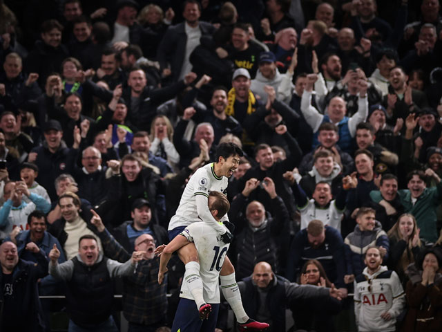  Tottenham bị chỉ trích dữ dội từ fan vì tăng giá vé