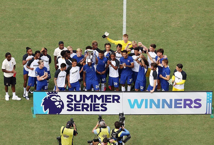 Chelsea vô địch Premier League Summer Series
